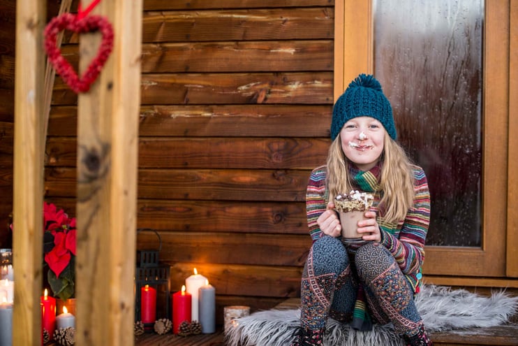 4 Reasons to Go Glamping for Christmas This Year - Main Image